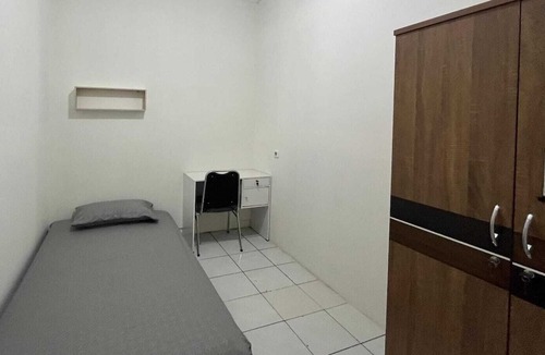 Ujungberung Hotel | OYO 94206 Pondok Zalsha