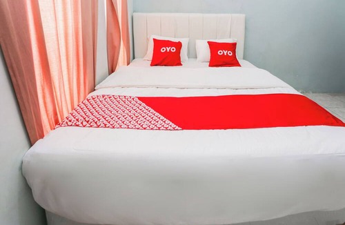 Kalimalang Hotel | OYO 94251 Sman House