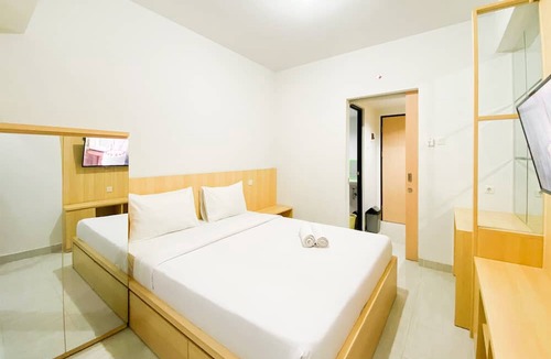 Jatingaleh Apartment | Best Deal And Homey 1Br Without Living Room At The Alton Apartment