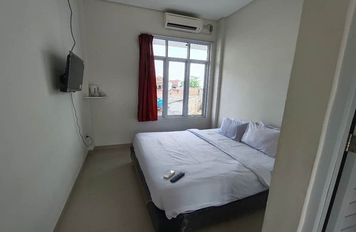 Metro Hotel | Mulyojaten Hotel & Resto