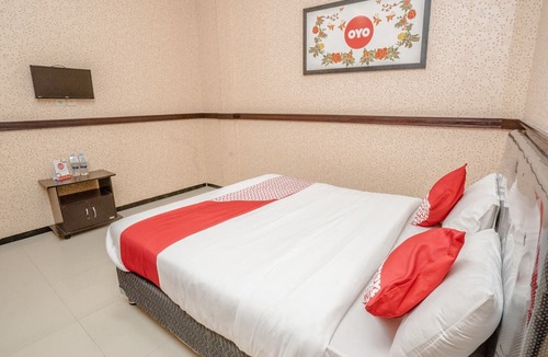 Ngaglik Hotel | Hotel O Central Batu Near Jatim Park 3 Formerly Bunga Matahari Hotel