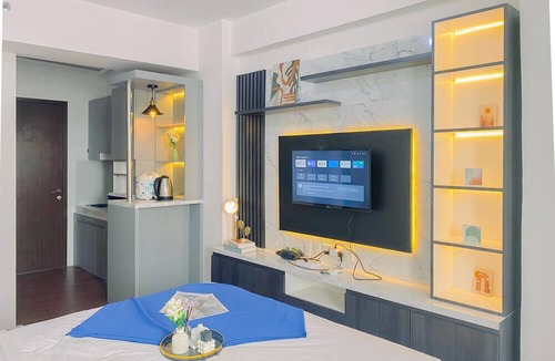Gunung Putri Apartment | Warm And Simply Studio Gunung Putri Square Apartment