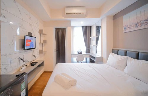 Surabaya Apartment | Compact And Comfortable Living Studio At Grand Sungkono Lagoon Apartment