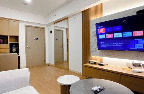 Cikarang Apartment | Spacious And Homey 2Br With Work Space At Meikarta Apartment