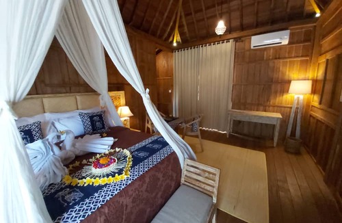 Celuk Hotel | Kirani Joglo