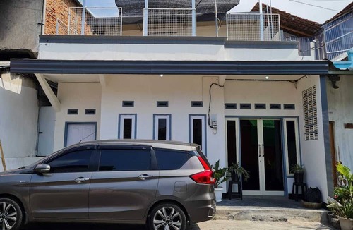 Beji House | Omah Beji di Batu