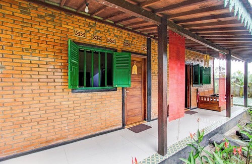 Kaliurang Hotel | Capital O 94018 Joglo Eyang Niek Turi Syariah