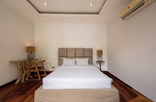 Sunset Road Villa | Villa Chloe by Pertama Stay