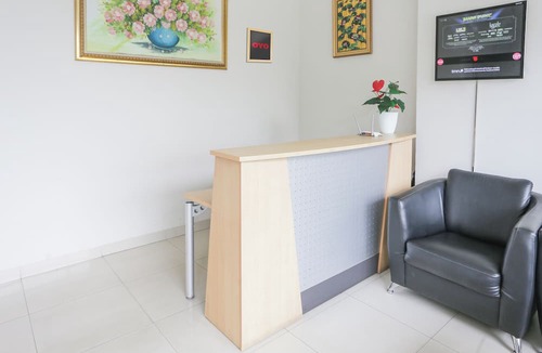 Depok Hotel | OYO 93948 Bunda Rachma Rooms