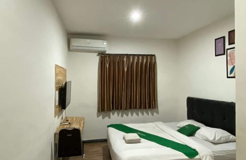 Malang House | Bima Guest House