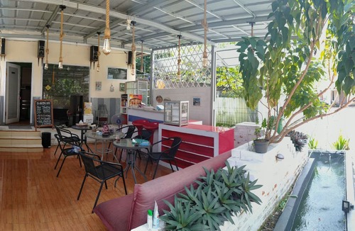Bogor Selatan Bed & Breakfast | Bakom Inn Syariah