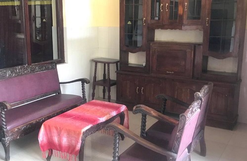Pemalang Hotel | OYO 93864 Wisma Gading Syariah