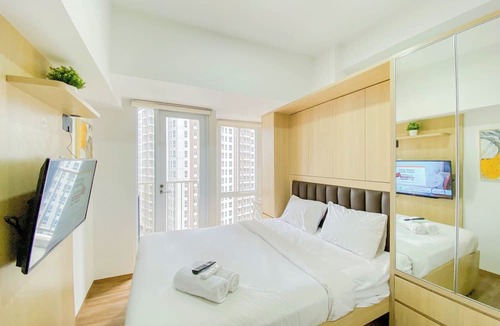 Permata Hijau Apartment | Cozy Designed Studio Tokyo Riverside Pik 2 Apartment