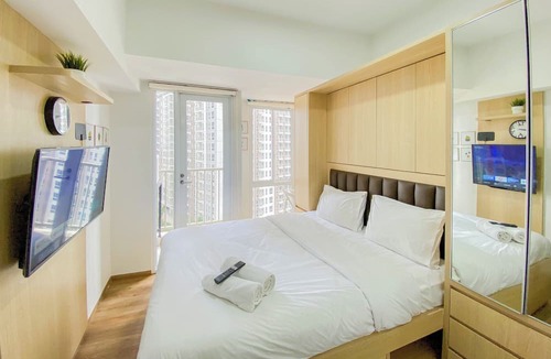 Grogol Utara Apartment | Serene Stay Studio Tokyo Riverside Pik 2 Apartment