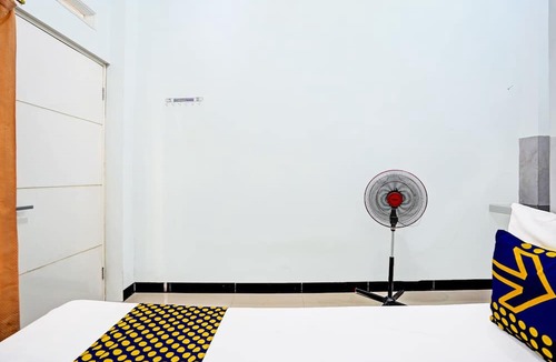 Tetebatu Hotel | Hotel O Athirah Kost Near Permandian Wisata Istana Mappala