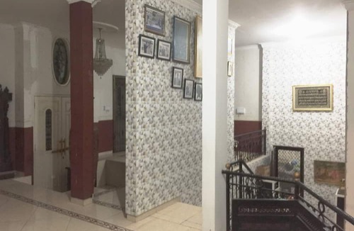 Waru Hotel | Hotel O Guest House Bu Iin Syariah