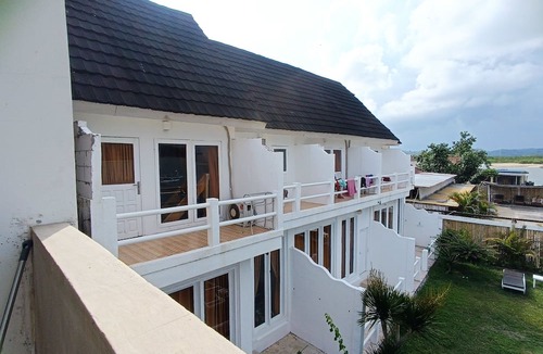 Gerupuk Hotel | OYO 93626 Hi Homestay & Group