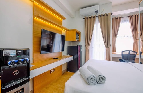 Depok Apartment | Comfort And Best Deal Studio Room Transpark Cibubur Apartment