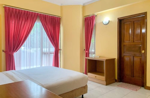 Gambir Apartment | Spacious And Comfy 3Br At Kondominium Juanda Apartment