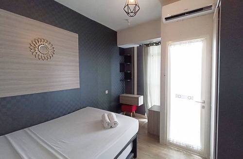 Semarang Apartment | Homey And Cozy Living Studio Amartha View Apartment