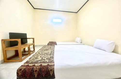Pleret Hotel | Capital O 93601 Manda Homestay Syariah