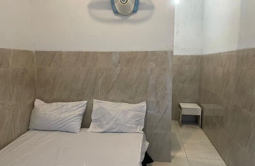 Sidoarjo Hotel | Hotel O Siwalanpanji Homestay Syariah