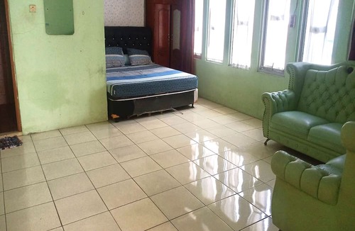 Klender Hotel | Aryani Suites Syariah