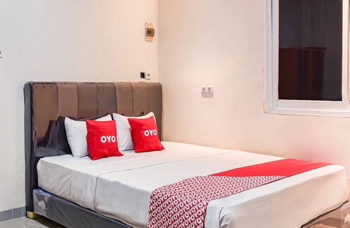 Palembang Hotel | OYO 93503 Lotte Residence