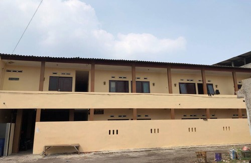Sedati Hotel | Hotel O Homestay Puri Indah SyariahNearBandara Internasional Juanda