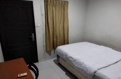 Pamulang Hotel | Hotel O Bintang Residence 2