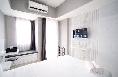 Surabaya Apartment | Nice And Comfy Studio Grand Dharmahusada Lagoon Apartment