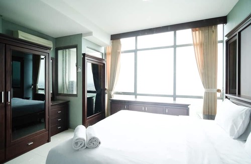 Surabaya Apartment | Homey 1Br Apartment At Aryaduta Residence Surabaya