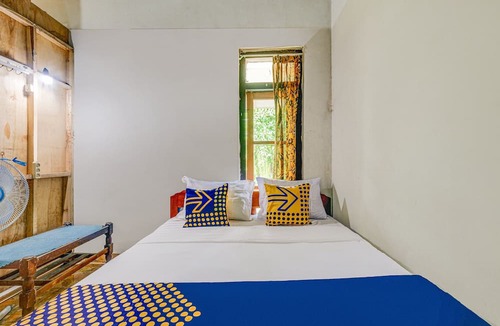 Parapat Hotel | Capital O 93393 Hermina Hotel
