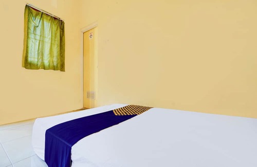 Sedati Hotel | OYO Life 93290 Homestay Betro Syariah