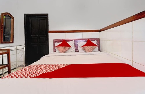 Astana Anyar Hotel | OYO 93239 Arimbi 2
