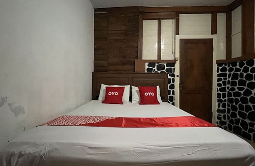 Trawas Hotel | OYO 93277 Villa Kemiloko Syariah