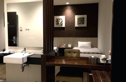 Sedati Hotel | Hotel Sinar 1