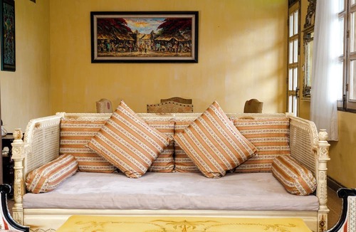 Salatiga Hotel | Kayu Arum Resort