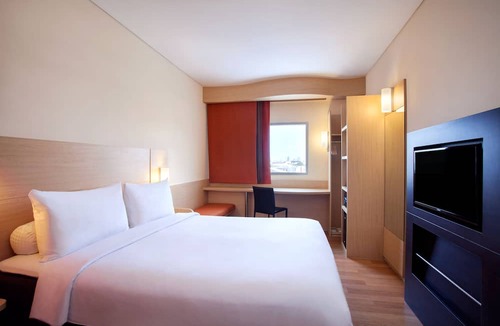 Gambir Hotel | Ibis Jakarta Harmoni