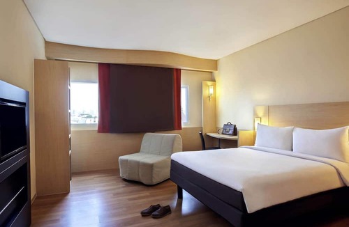 Gambir Hotel | Ibis Jakarta Harmoni