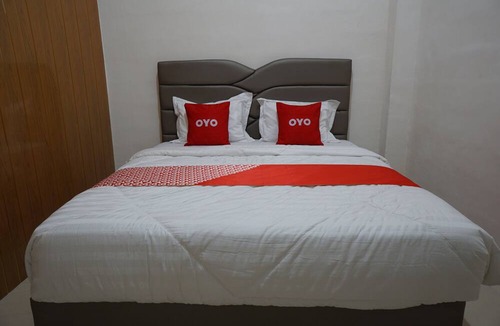 Nganjuk Hotel | Super OYO 93205 Kusuma Hotel And Convention Hall