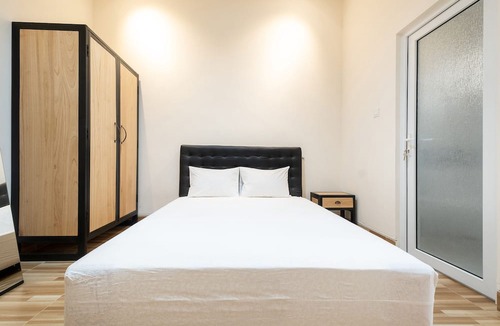 Condongcatur Hotel | OYO Life 2801 Sari Panguripan (Kos Putri & Pasutri)