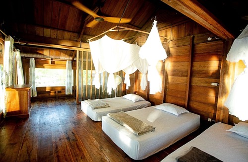 Pulau Masokut House | Mentawai Balcony