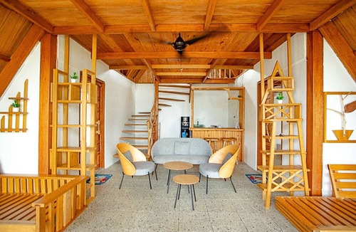 Pulau Masokut House | Mentawai Balcony