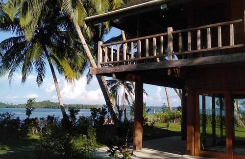 Pulau Masokut House | Mentawai Balcony