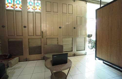 Lumajang Hotel | OYO Life 93038 Kost Putra Malilah