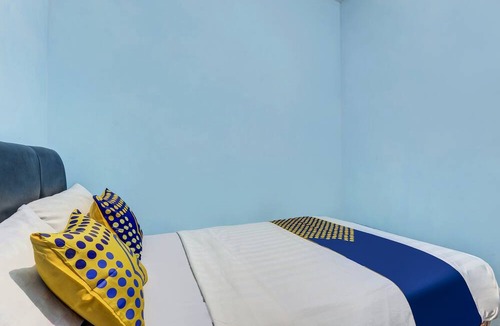 Demak Hotel | Hotel O Alika Homestay