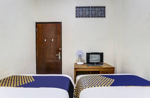 Demak Hotel | Hotel O Alika Homestay