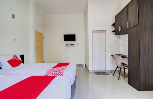 Pasir Pengaraian Hotel | OYO 92497 Penginapan Pasir Indah SyariahNearMonument Park City Sand Pengaraian