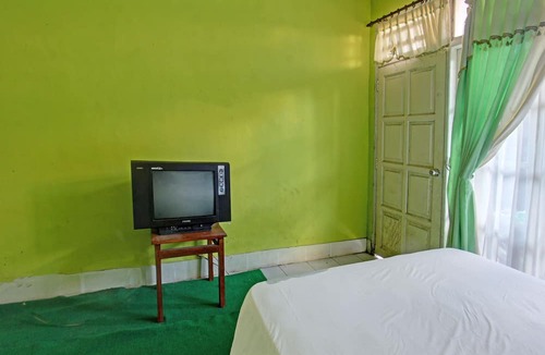 Praya Hotel | Hotel O Dienda Hayu Near Alun Alun Tastura